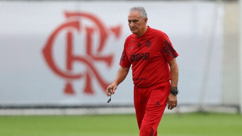 Estádio do Flamengo avança Tite perto de atingir feito histórico e